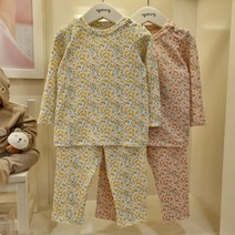 아가방 NC엑스코점 30% 강추!! 해마다 인기템~ 히트텍!! 보들보들 신축성 짱짱~ 소재굿!! 잔잔한 플라워패턴이 사랑스러운 하트웜 실내상하 내의세트