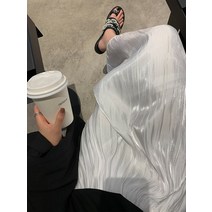 봄 가을 새틴 실크 셔링 밴딩 고무줄치마 찰랑 스커트 30대 40대 페미닌 하늘거리는 샤틴 데일리 치마