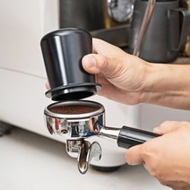 칼딘 유니바디 커피 포터필터 도징 컵 58mm
