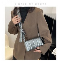 패딩 크로스백 누빔가방 숄더백