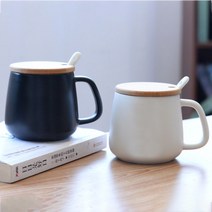 세븐프리 원목 뚜껑+스푼 커피잔 도자기 머그컵 420ml, 블랙