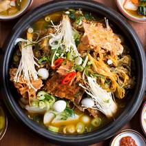 뼈다귀해장국 시래기 우거지 감자탕 밀키트 감자탕택배 돼지등뼈 간편조리식품 1팩 700g, 1개