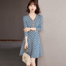 아나운서원피스 돌잔치 가을 슬림 브이넥 체크 니트 원피스 격식 결혼식 날씬해보이는