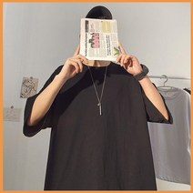 오버핏 반팔 티 티셔츠 무지 기본 추천 남성 남자 루즈 핏 박스 박시 하의 옷 의류 의상 봄 여름 가을 스타일 트렌드 대학 생 남친룩 데이트 코디 외출 패션 유행 패셔니스타 미팅 소개팅 룩북 잡화 INSUM72