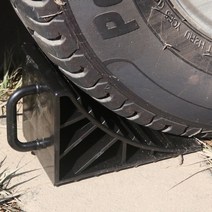 카라반 자동차 고정블럭 고임목 버팀목 카라반고정 카라반버팀목 차량받침 경사차량받침 자동차바퀴받침