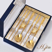 [라몽] H.jin 양반가 진공 골드티타늄 금수저세트 (2인용) 남녀 구분 금수저 거북 문양 매화 문양 숟가락 젓가락 금도금 수저받침, 1세트, 진공금수저 2p + 수저받침 2p + 정품케이스