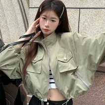 엘프 숏 포켓 바람막이 점퍼