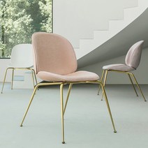 Gubi Beetle Chair 스텐 발 튤립 배색 PP 패브릭 의자, 차콜 패브릭 하프 팩