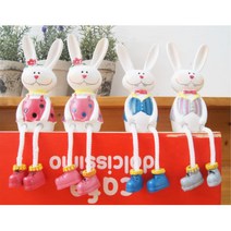 어린이 옷가계 선반장식 앉아있는 토끼 인형 4P 가게선물 굿즈