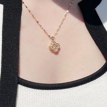 크리스탈 클로버 롤링 스톤 베이직 레이어드 써지컬스틸 큐빅 목걸이