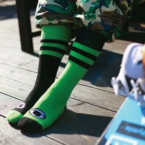 애니 스튜디오 남성양말 ODD 3 BLACK / GREEN 짝짝이 스키 스노우보드 스포츠양말