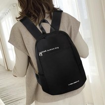 20대 30대 여성용 심플한 영문로고 검정 백팩 피크닉용 가방