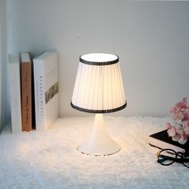 루미아데코 가브리엘 단 스탠드, 화이트