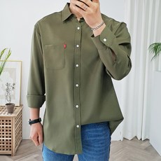 더클래식 남성용 링클프리 세미오버핏 기본 포켓 와이셔츠 남방