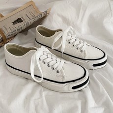 프란시스니커즈