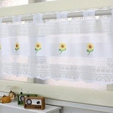 세로로된실커텐