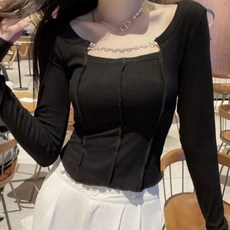 스퀘어넥티셔츠