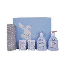 珊諾baby re:mind 極潤呵膚包巾禮盒 (洗髮沐浴露 乳液 潔膚皂), 1盒