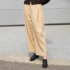 라인스튜디오원 여성용 button point pintuck pants