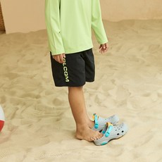Volcom 兒童款色彩亮點短褲 VJCCRPE25104