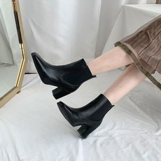 코루란 발등 라인 밴딩 앵클부츠
