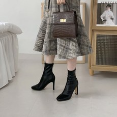 b7f3cb71d2b649bb89c39bbbc1e16aee.jpg