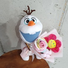 조화 꽃든 올라프 꽃다발, 핑크