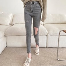 bcd51c20846d40bc83c0b7ef3465ca32.jpg