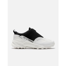 Y-3 테렉스 스위프트 R3 GTX 로우