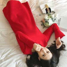 플레어스커트 2020가을겨울 남성여성복 루즈핏 임산부스커트 빨간색 여성원피스 신부 예복스커트 벌룬소매 스타일 날씬해보이는 레드치마