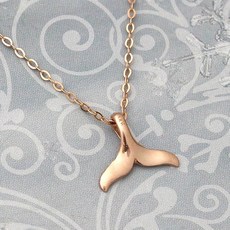 고래꼬리목걸이