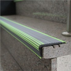 6194c4d9e88699f0d3685f29c009e0a492bafa485ca490cc493d667e78d0.jpg