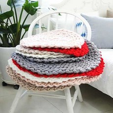 손뜨개방석사각