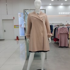 724c049b34093d11c4105608d62b8d17f74d7c19b45ec351aa564e9aabe1.jpg