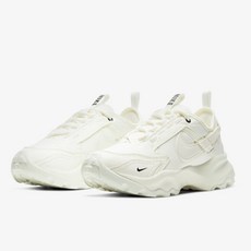 [국내매장판] 나이키 운동화 런닝화 여성 TC7900 NT0825