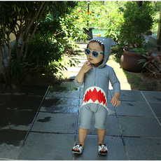 두돌아기래쉬가드