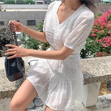 efbe92bb54a12c932754adcd60484a8fc6fa949a6f35b1ca8fefa18d7f37.jpg