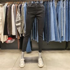 a92f6038f0f6a9783c717c54ece9fccee967a1526f49aab67b1030f0420b.jpg