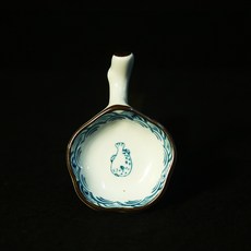 4a532d474eaa9236b7f5bd147c4046d588cf152e3cf7a5af411d39ee3ec3.jpg