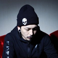 fe64a6ba304d6398cae96d5954330b8c48183702e1dacff241dc51b1a6af.jpg