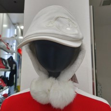 768aee991b5a6196a8afa407823940ba0ad4876ef9d4e5bf756a9a67a2da.jpg