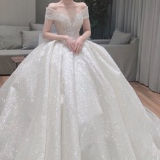 셀프웨딩드레스 결혼예복 2020뉴타입 심플 신부 오픈숄더 V중역 럭셔리 분위기있는 스카인스타 롱트레인