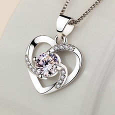 화이트골드팬던트