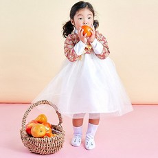5f20135f4444d6ba82a5bd1f23a48a66dd8f72f811acc6a911dd06826a73.jpg