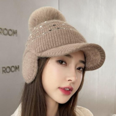 (e)월드비젼 여성 겨울 방울 귀마개 창모자 털모자 니트비니 방한모자