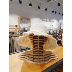 써스데이아일랜드모자