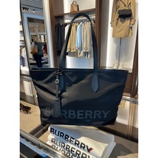 BURBERRY 버버리 로고 나일론 토트백 미디움 4색상 80528651