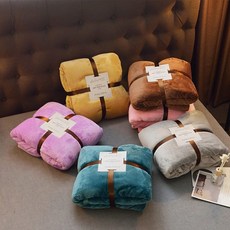 dee441dd863c55121e42f9bf4d2b8169be083f403704ea223bd457eed37f.jpg