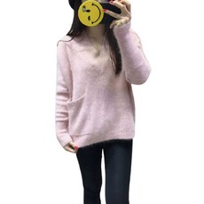 데이홀릭 V넥 포켓포인트 앙고라니트