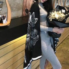 kirahosi 여성 숄 케이프 목도리 머플러 망토 77호+덧신증정 Ni25oa1